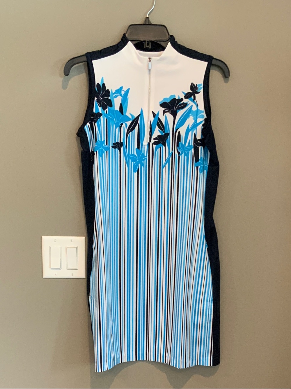 Tail Blue & White Sleeveless Floral Stripe Mini Dress